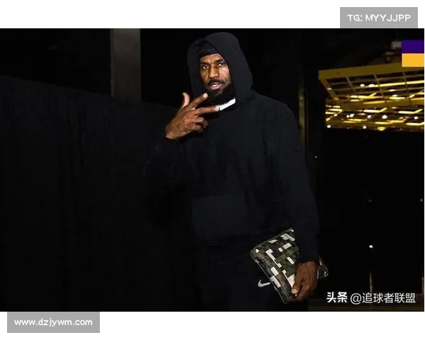 NBA历史新篇章!詹姆斯成首位42000分+11000篮板+11000助攻球员! NBA历史新篇章!詹姆斯成首位42000分+11000篮板+11000助攻球员!